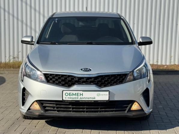 Kia Rio IV Рестайлинг с пробегом 2021 года, цена 1 740 000 рублей, 46000 км, седан, Автокод Объявления