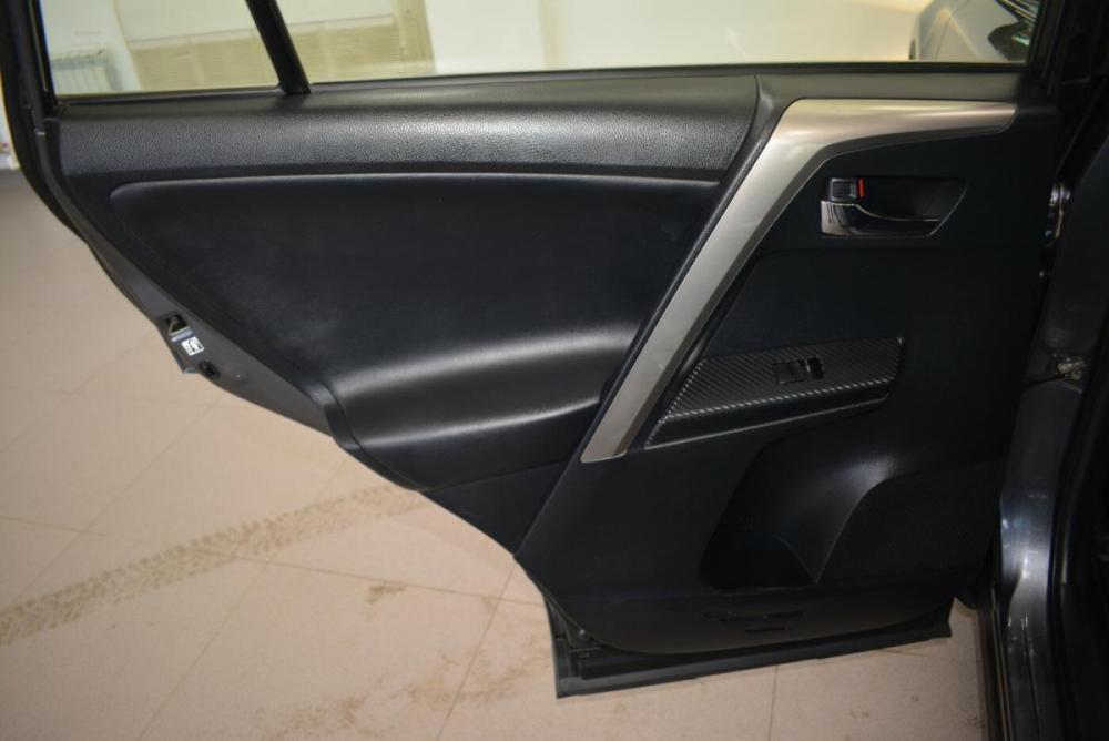 Toyota RAV4 IV (XA40) Киров  - изображение 24