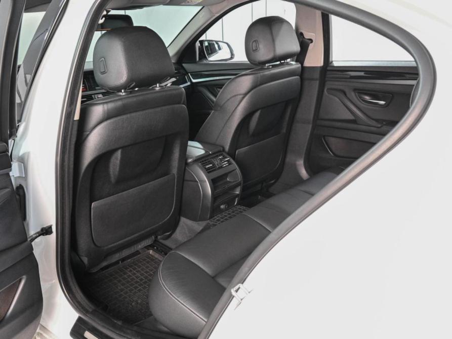 BMW 5 серии VI (F10/F11/F07) Рестайлинг Ростов-на-Дону  - изображение 11