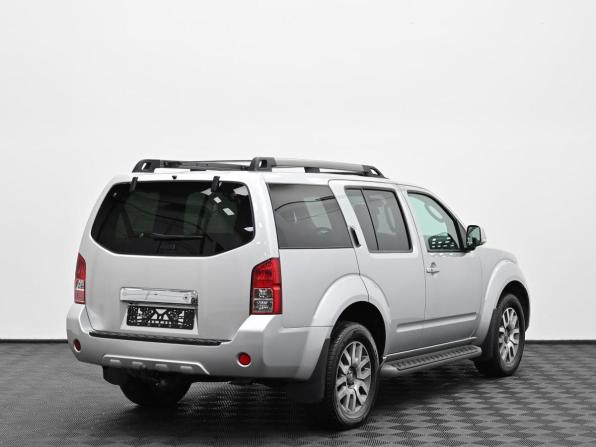 Nissan Pathfinder III Рестайлинг с пробегом 2010 года, цена 1 349 000 рублей, 177000 км, внедорожник, Автокод Объявления