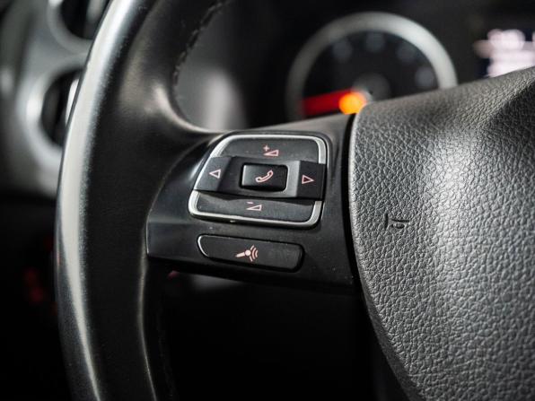 Volkswagen Tiguan I Рестайлинг с пробегом 2016 года, цена 1 700 000 рублей, 149950 км, внедорожник, Автокод Объявления