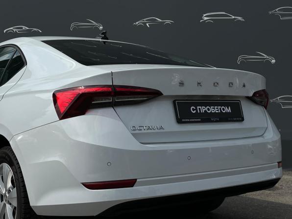 Skoda Octavia IV (A8) с пробегом 2021 года, цена 2 230 400 рублей, 54126 км, лифтбек, Автокод Объявления