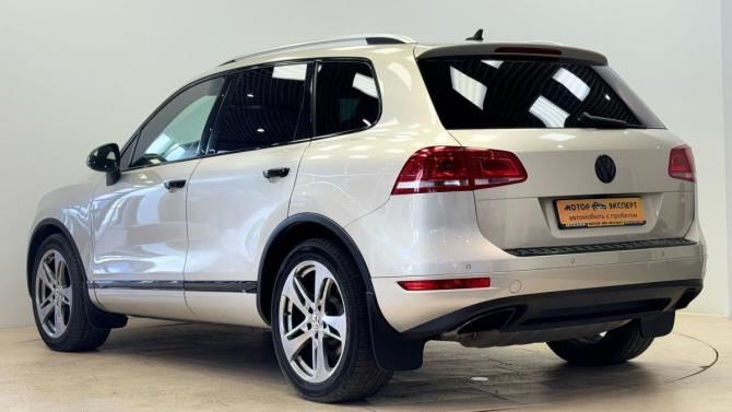 Volkswagen Touareg II с пробегом 2013 года, цена 2 150 000 рублей, 127585 км, внедорожник, Автокод Объявления