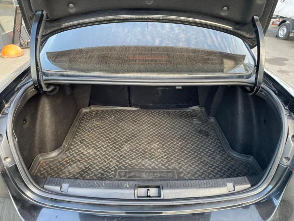 Renault Fluence I Рестайлинг с пробегом 2013 года, цена 680 000 рублей, 199900 км, седан, Автокод Объявления