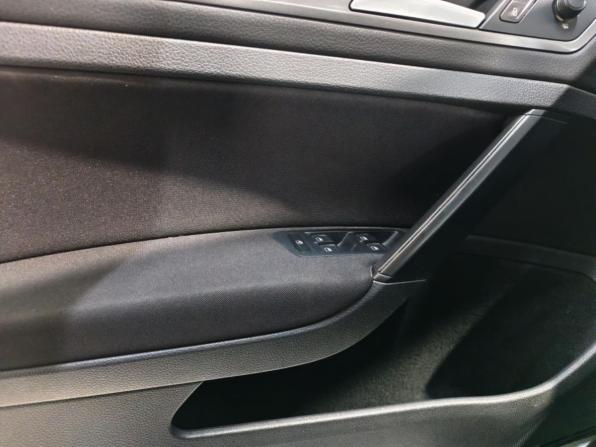 Volkswagen Golf VII с пробегом 2014 года, цена 1 095 000 рублей, 172685 км, универсал, Автокод Объявления