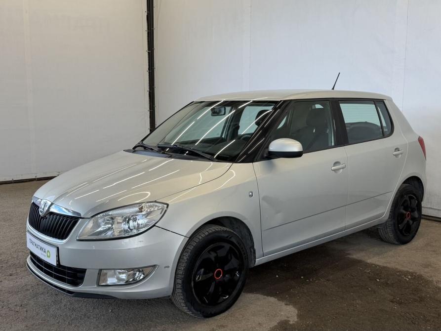 Skoda Fabia II Рестайлинг Псков  - изображение 1