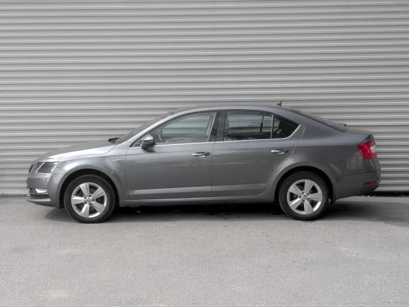 Skoda Octavia III (A7) Рестайлинг с пробегом 2020 года, цена 1 690 000 рублей, 126026 км, лифтбек, Автокод Объявления