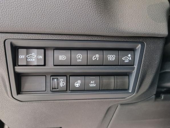 Toyota Tundra III с пробегом 2025 года, цена 13 790 000 рублей, 1 км, пикап, Автокод Объявления