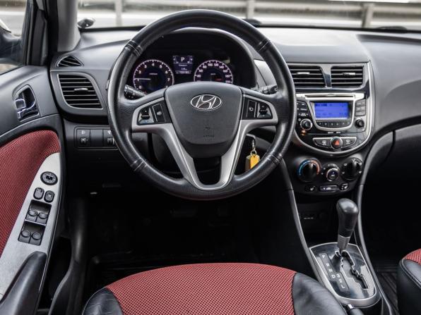 Hyundai Solaris I с пробегом 2011 года, цена 828 000 рублей, 123182 км, хэтчбек, Автокод Объявления
