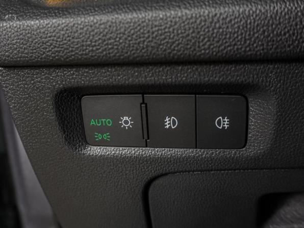 Skoda Octavia IV (A8) с пробегом 2021 года, цена 2 429 000 рублей, 87189 км, лифтбек, Автокод Объявления