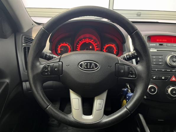 Kia Ceed I Рестайлинг с пробегом 2011 года, цена 819 000 рублей, 148813 км, универсал, Автокод Объявления