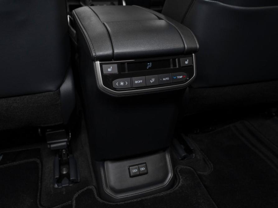 Toyota Highlander IV (XU70) Москва  - изображение 16