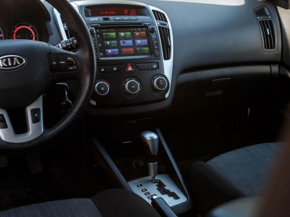 Kia Ceed I Рестайлинг с пробегом 2010 года, цена 770 000 рублей, 174837 км, хэтчбек, Автокод Объявления