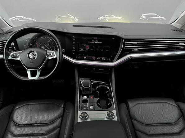 Volkswagen Touareg III с пробегом 2019 года, цена 4 396 400 рублей, 97019 км, внедорожник, Автокод Объявления
