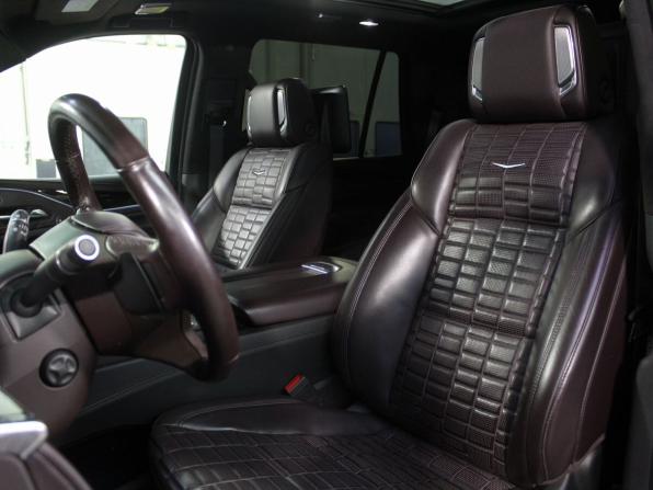 Cadillac Escalade V с пробегом 2022 года, цена 10 950 000 рублей, 70101 км, внедорожник, Автокод Объявления
