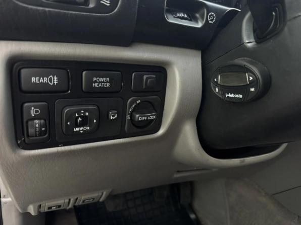 Toyota Land Cruiser 100 Series Рестайлинг 2 с пробегом 2007 года, цена 1 935 000 рублей, 339000 км, внедорожник, Автокод Объявления