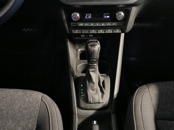 Skoda Rapid II с пробегом 2021 года, цена 1 729 000 рублей, 113110 км, лифтбек, Автокод Объявления