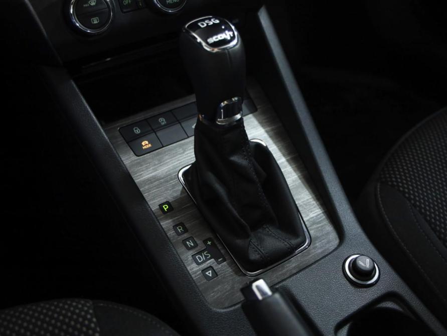 Skoda Octavia III (A7) Санкт-Петербург  - изображение 17