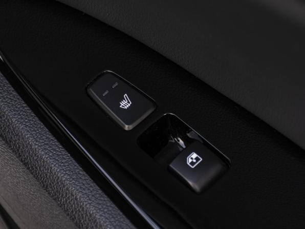 Kia Sportage V с пробегом 2025 года, цена 4 198 000 рублей, 38763 км, внедорожник, Автокод Объявления