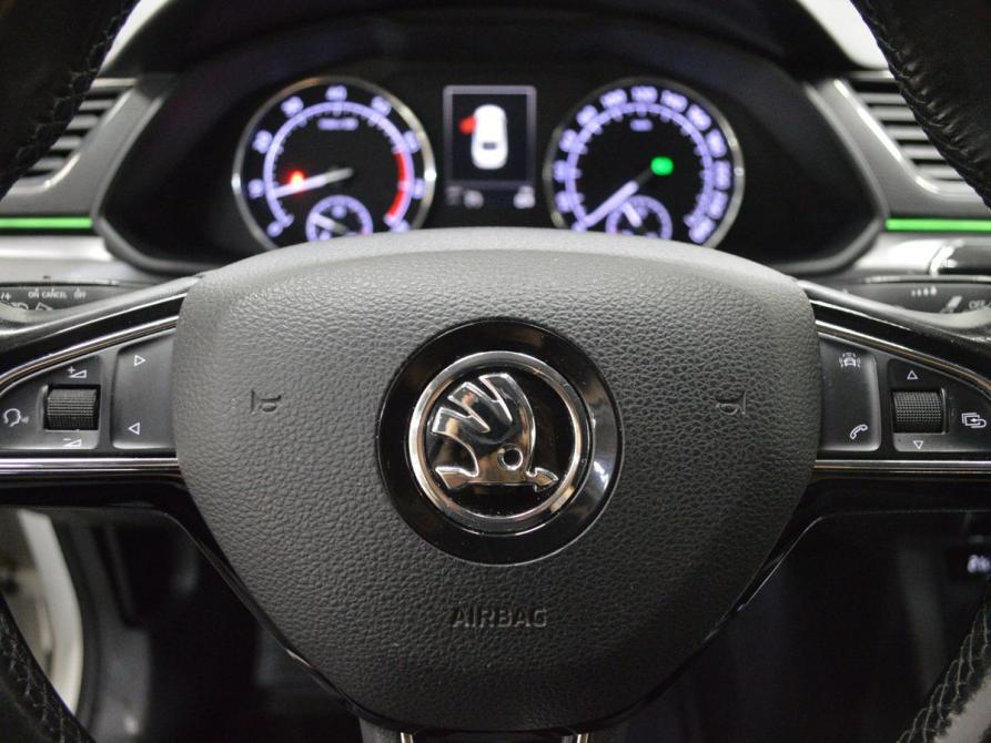 Skoda Superb III Санкт-Петербург  - изображение 20