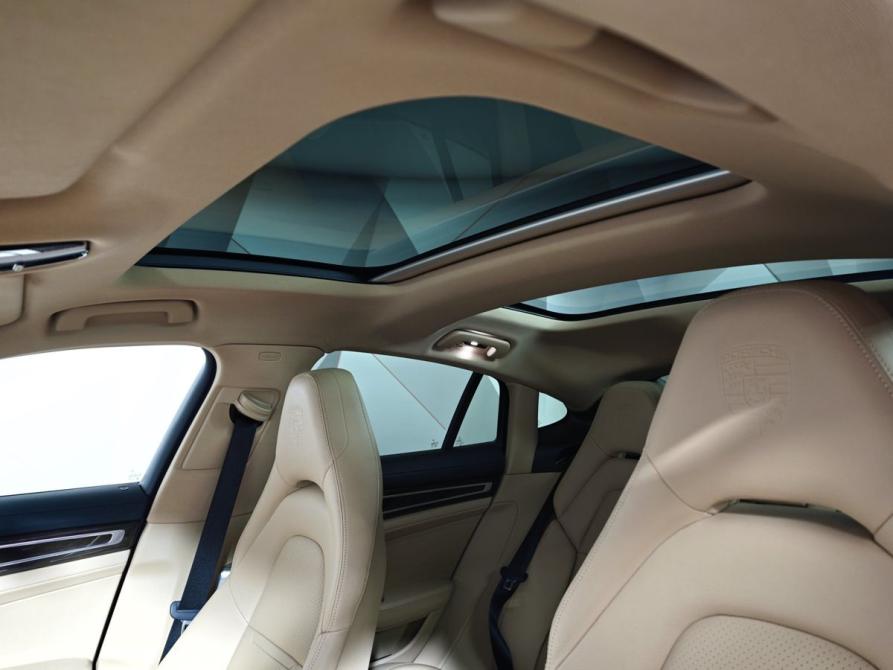 Porsche Panamera II Москва  - изображение 23