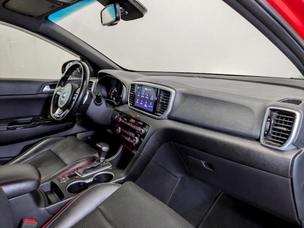 Kia Sportage IV Рестайлинг с пробегом 2021 года, цена 2 945 000 рублей, 63859 км, внедорожник, Автокод Объявления