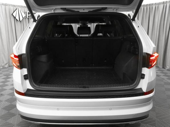 Skoda Kodiaq I Рестайлинг с пробегом 2024 года, цена 4 240 000 рублей, 27164 км, внедорожник, Автокод Объявления