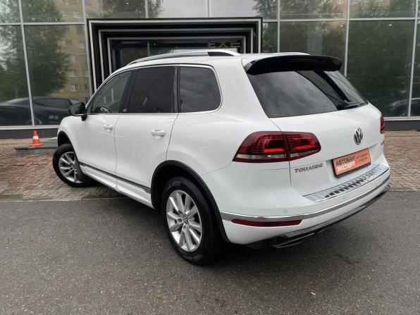 Volkswagen Touareg II Рестайлинг с пробегом 2017 года, цена 2 959 000 рублей, 231090 км, внедорожник, Автокод Объявления