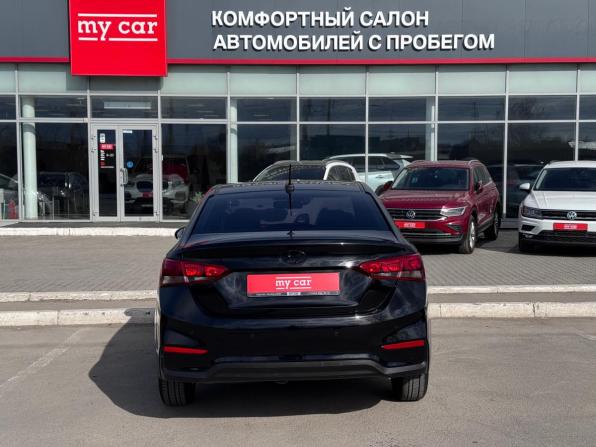 Hyundai Solaris II с пробегом 2019 года, цена 1 390 000 рублей, 134500 км, седан, Автокод Объявления