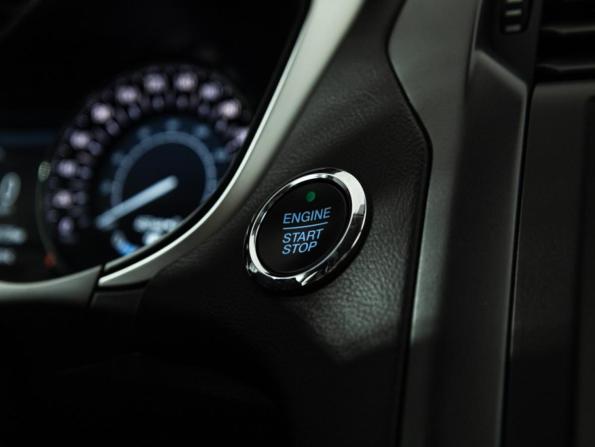 Ford Mondeo V с пробегом 2018 года, цена 1 599 700 рублей, 148727 км, седан, Автокод Объявления