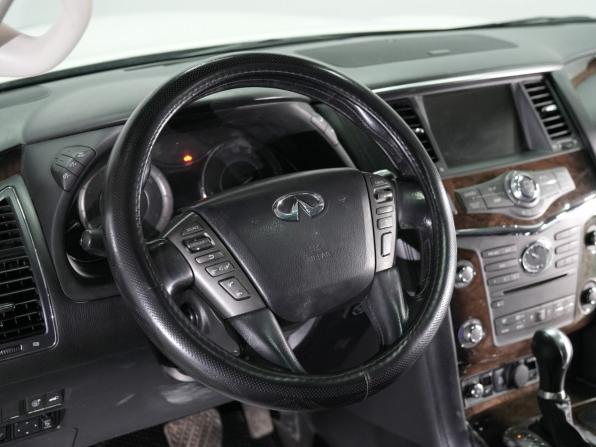 Infiniti QX56 II с пробегом 2011 года, цена 2 000 000 рублей, 240000 км, внедорожник, Автокод Объявления
