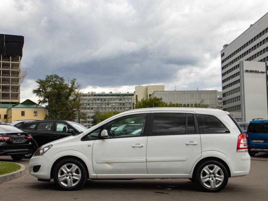 Opel Zafira B Рестайлинг Москва  - изображение 7