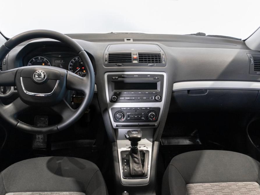 Skoda Octavia II (A5) Рестайлинг Казань  - изображение 6