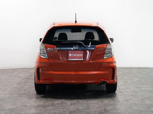 Honda Fit II с пробегом 2011 года, цена 1 130 000 рублей, 132220 км, хэтчбек, Автокод Объявления
