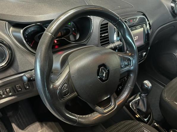 Renault Kaptur I с пробегом 2018 года, цена 1 450 000 рублей, 134230 км, внедорожник, Автокод Объявления