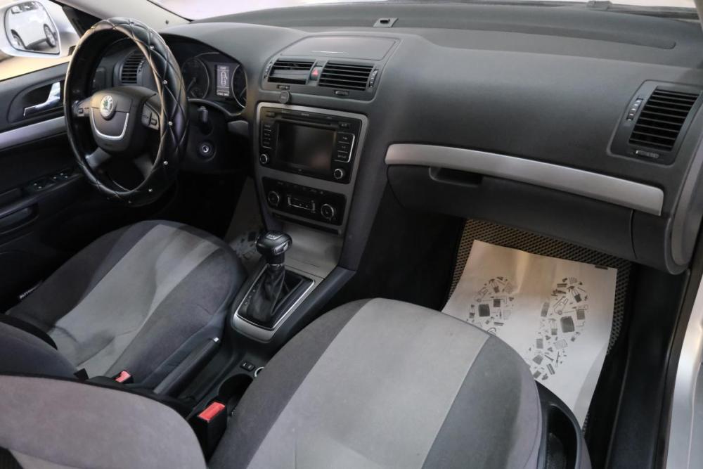 Skoda Octavia II (A5) Рестайлинг Омск  - изображение 20