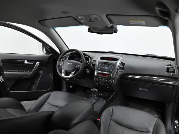 Kia Sorento II Рестайлинг с пробегом 2017 года, цена 1 599 000 рублей, 170000 км, внедорожник, Автокод Объявления