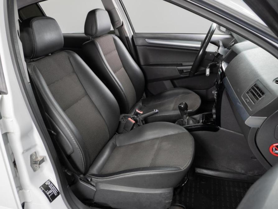 Opel Astra H Рестайлинг Тюмень  - изображение 8