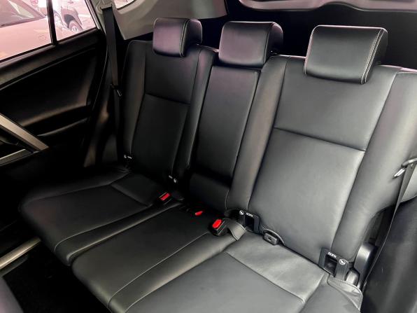 Toyota RAV4 IV (XA40) Рестайлинг с пробегом 2018 года, цена 2 395 000 рублей, 147403 км, внедорожник, Автокод Объявления