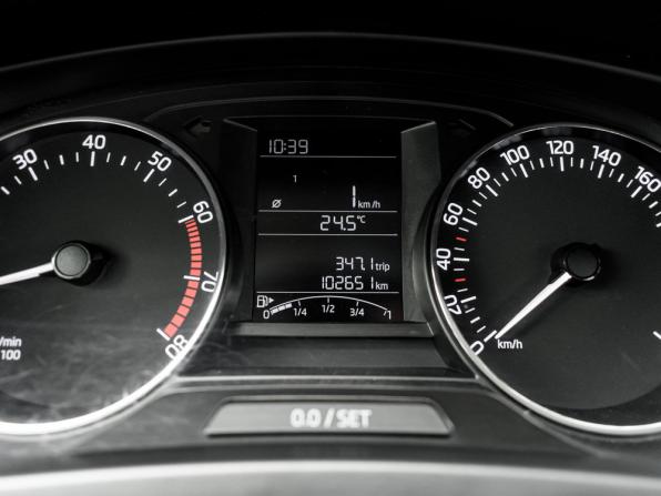 Skoda Rapid I с пробегом 2017 года, цена 1 245 000 рублей, 102651 км, лифтбек, Автокод Объявления