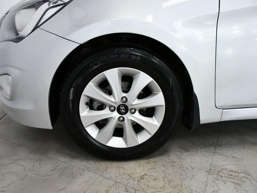 Hyundai Solaris I Рестайлинг Новосибирск  - изображение 22