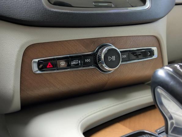 Volvo XC90 II с пробегом 2015 года, цена 3 149 500 рублей, 168100 км, внедорожник, Автокод Объявления