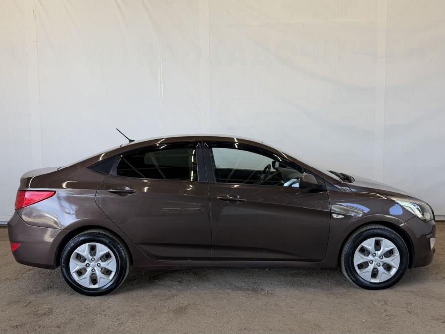 Hyundai Solaris I Рестайлинг Псков  - изображение 8