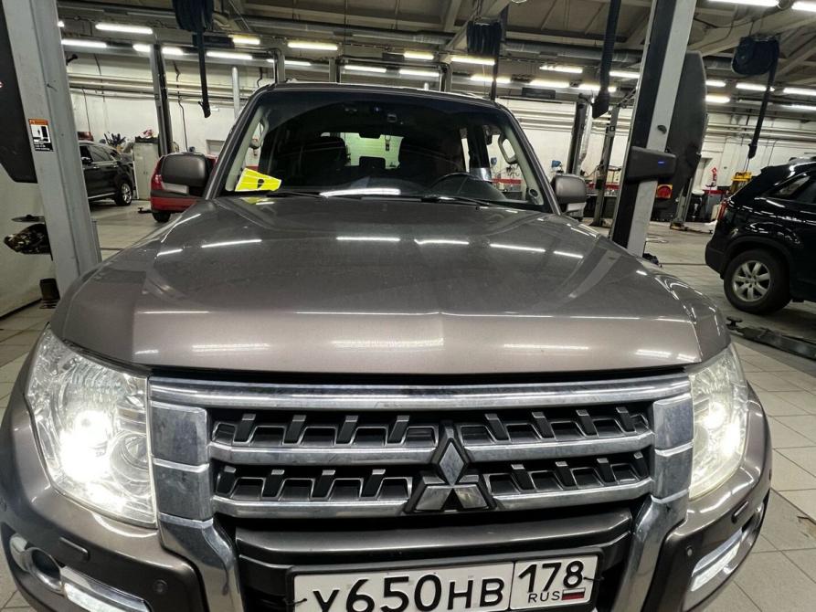 Mitsubishi Pajero IV Рестайлинг 2 Санкт-Петербург  - изображение 2