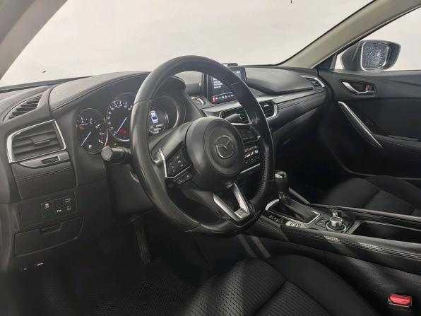 Mazda 6 III (GJ) Рестайлинг с пробегом 2017 года, цена 1 385 000 рублей, 210598 км, седан, Автокод Объявления