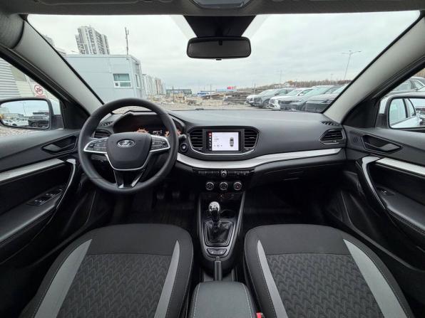 Lada (ВАЗ) Vesta I Рестайлинг (NG) с пробегом 2023 года, цена 1 225 000 рублей, 20300 км, седан, Автокод Объявления