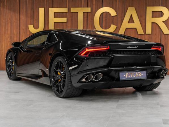 Lamborghini Huracán I с пробегом 2016 года, цена 19 500 000 рублей, 9186 км, купе, Автокод Объявления