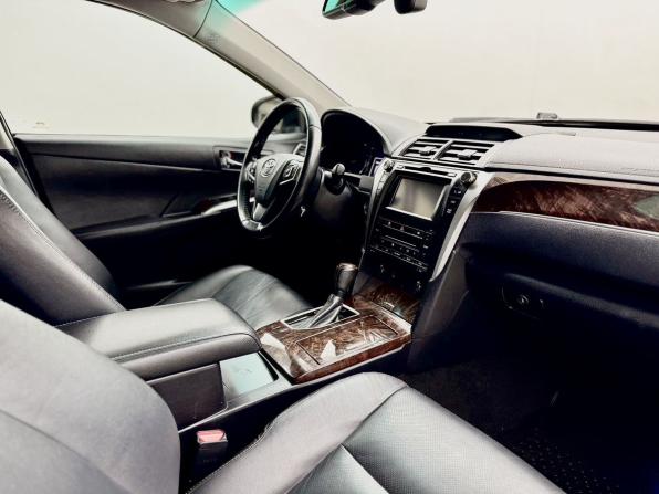 Toyota Camry VII (XV50) Рестайлинг с пробегом 2016 года, цена 1 730 000 рублей, 199925 км, седан, Автокод Объявления