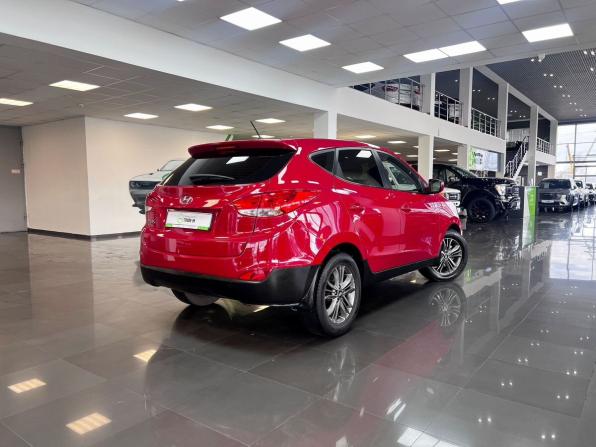 Hyundai ix35 I Рестайлинг с пробегом 2013 года, цена 1 245 000 рублей, 216701 км, внедорожник, Автокод Объявления