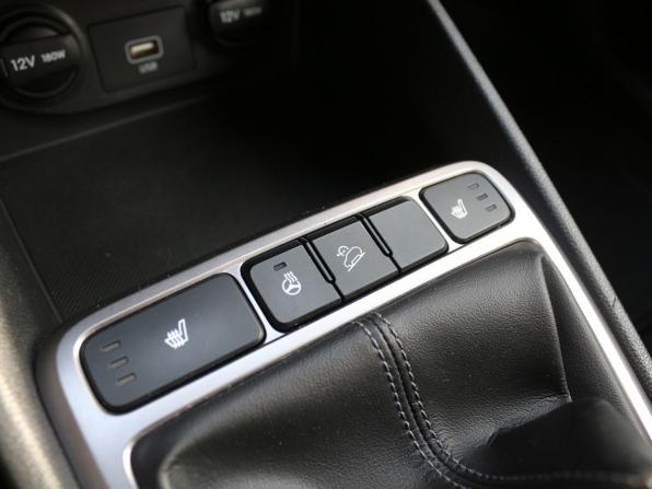 Hyundai Creta I Рестайлинг с пробегом 2021 года, цена 1 890 000 рублей, 46614 км, внедорожник, Автокод Объявления